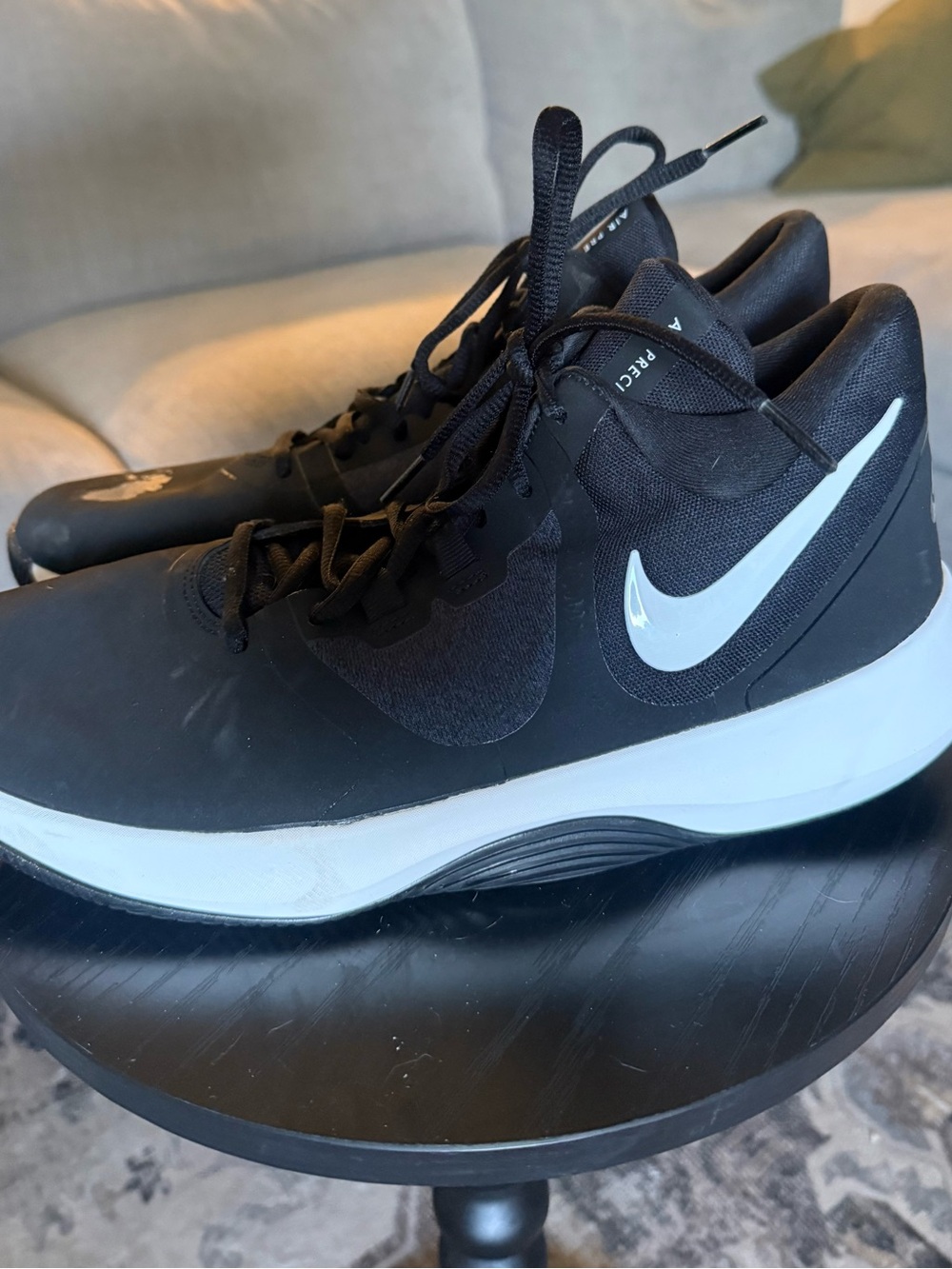 Nike Air Precision 2 NBK NEW- with a couple marks SZ 9.5
